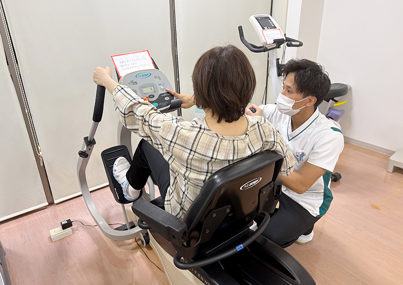 リハビリテーション科のご相談は、岐阜市の「医療法人弘知会 安達整形